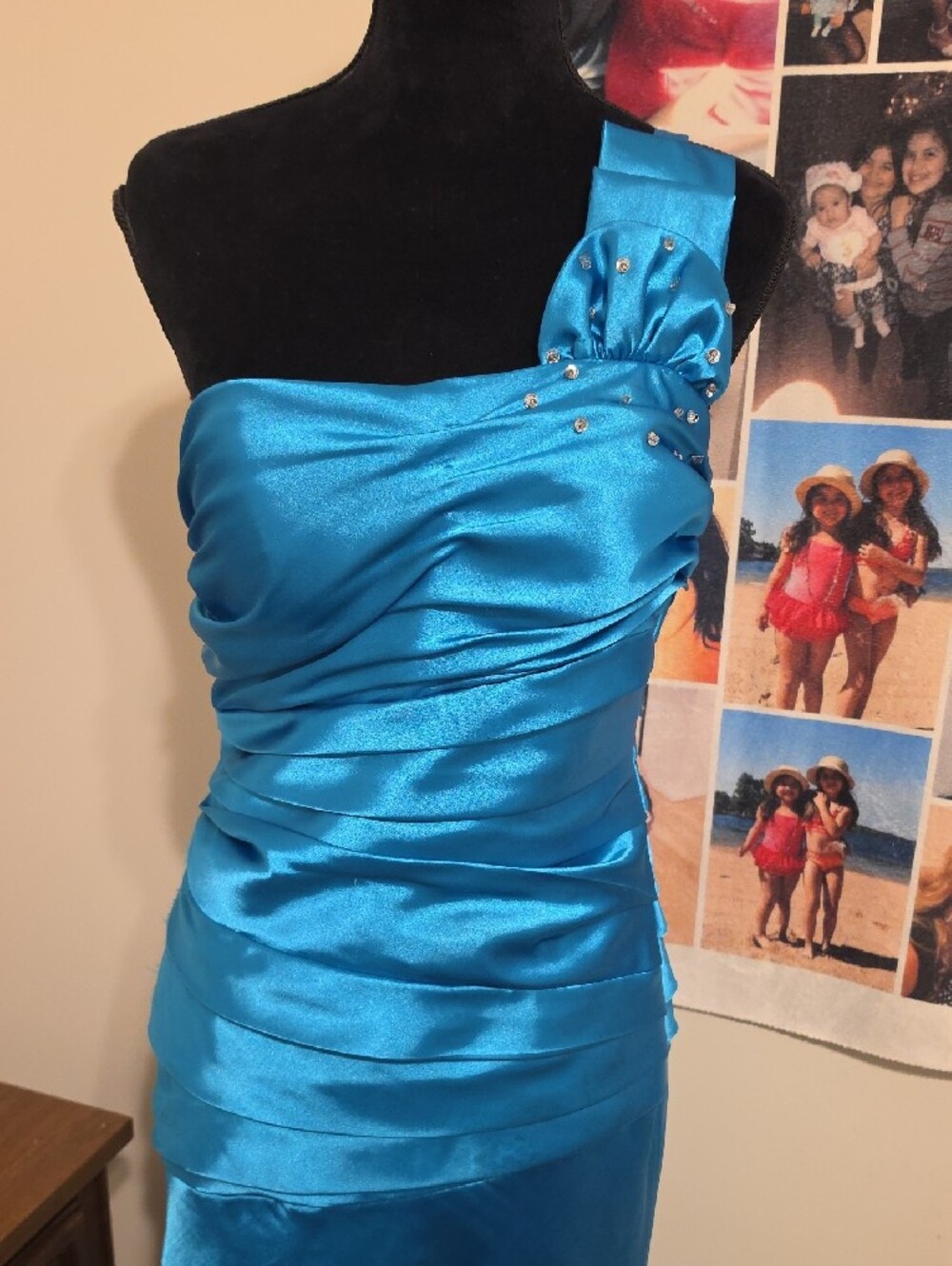 Satin One-Shoulder Teal Evening Gown